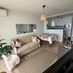 Comfortable With Sea View Apartman *