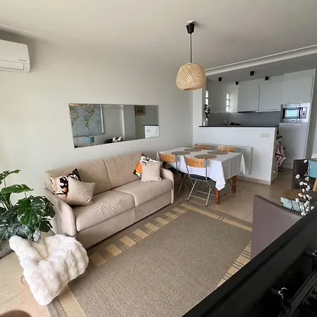 Comfortable With Sea View Appartement *