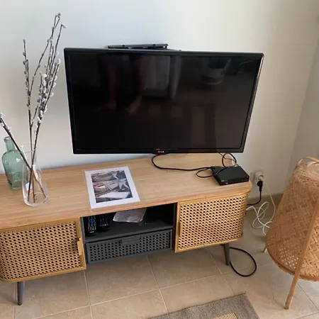 Lägenhet Comfortable With Sea View