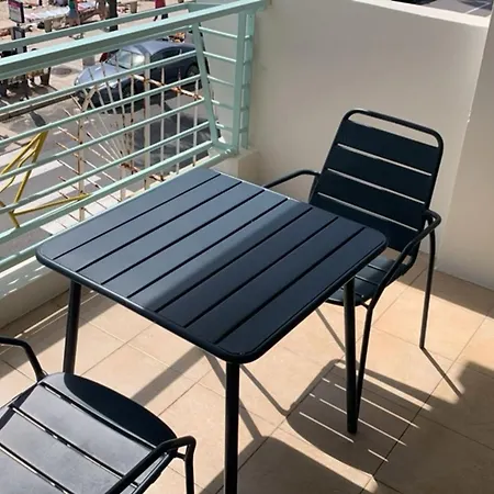 Comfortable With Sea View Lägenhet *