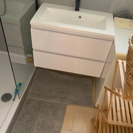 Lägenhet Comfortable With Sea View Antibes